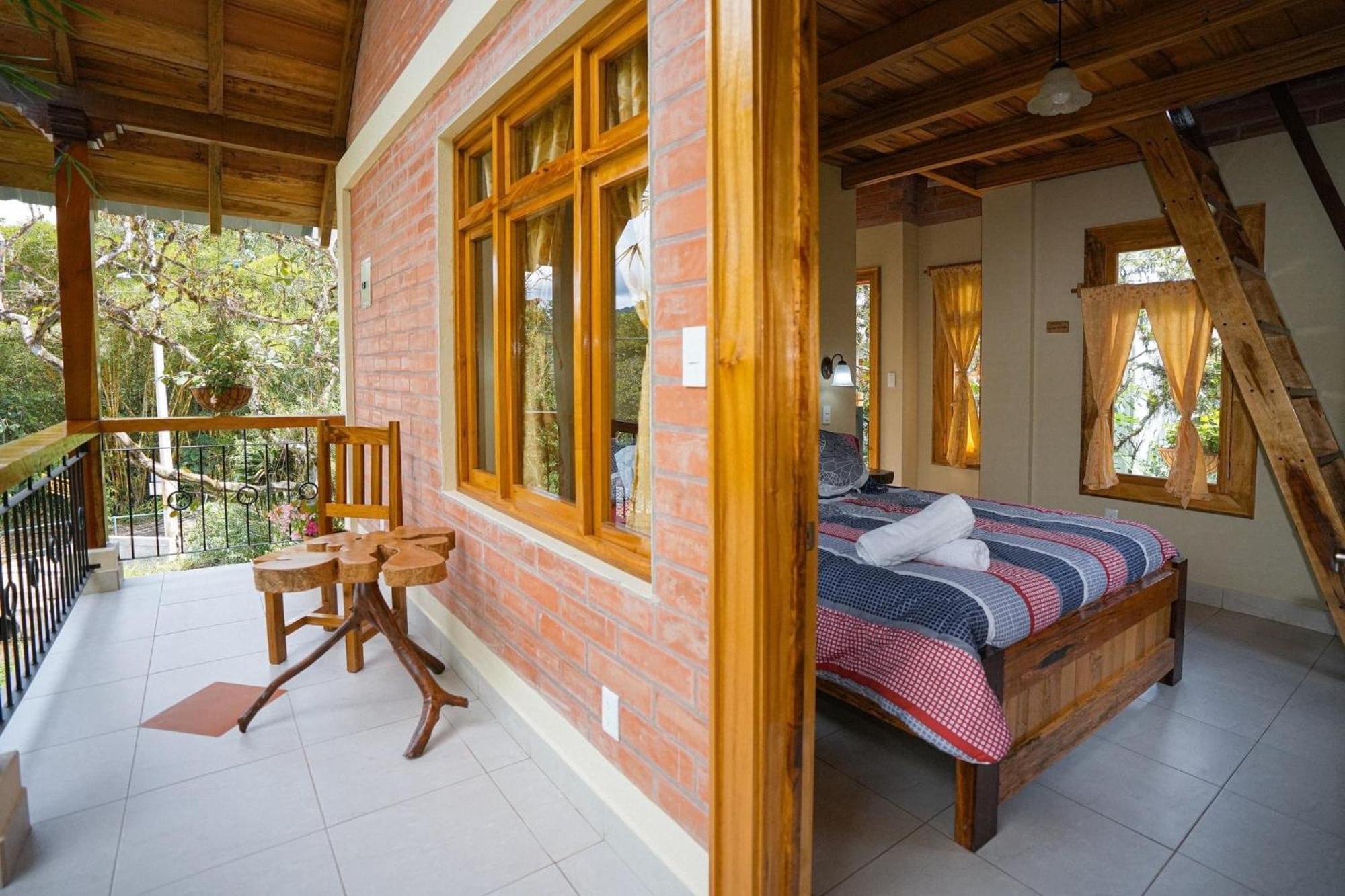 Bed and Breakfast Casa Del Rio En Mindo Zewnętrze zdjęcie