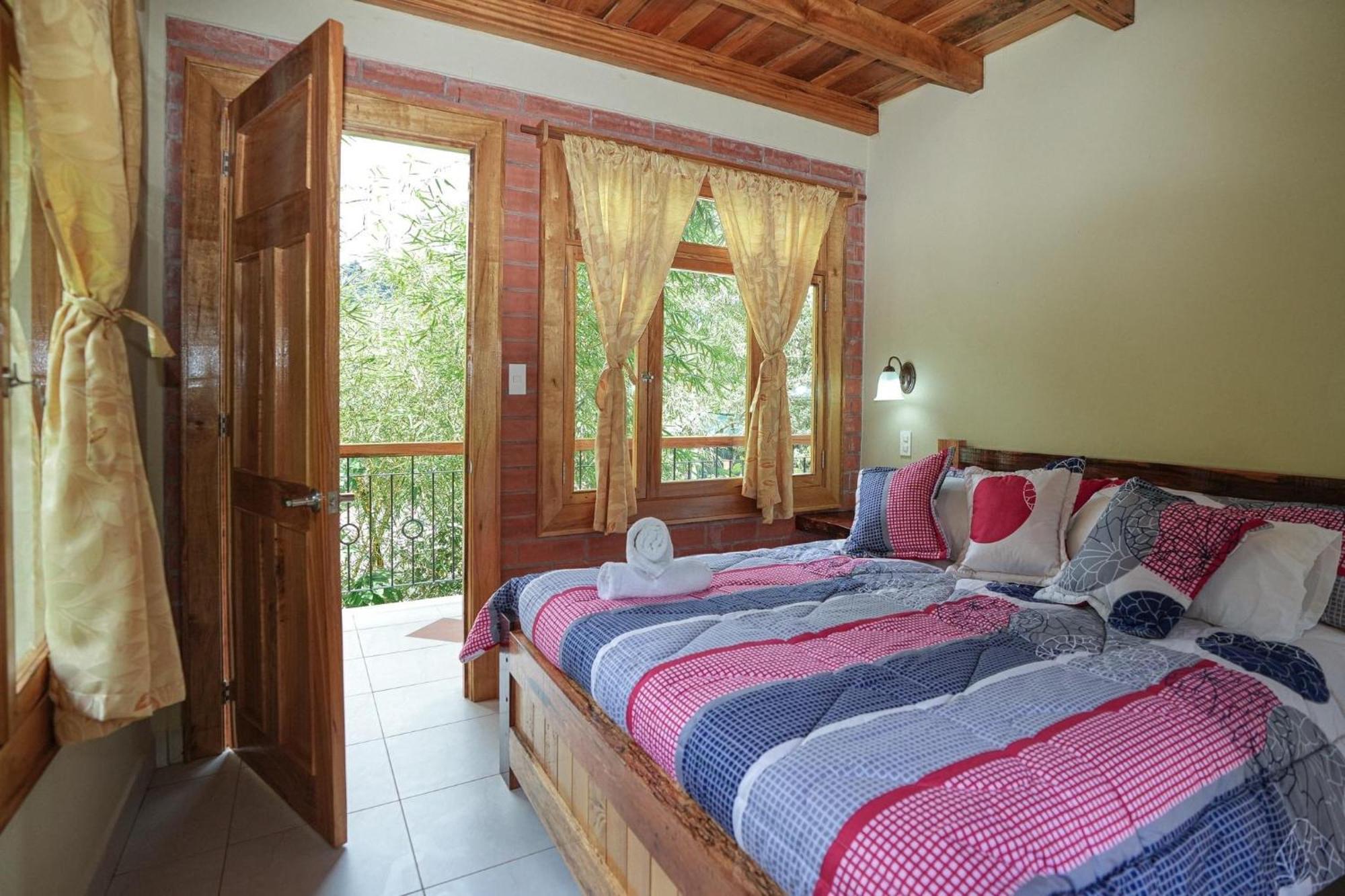 Bed and Breakfast Casa Del Rio En Mindo Zewnętrze zdjęcie