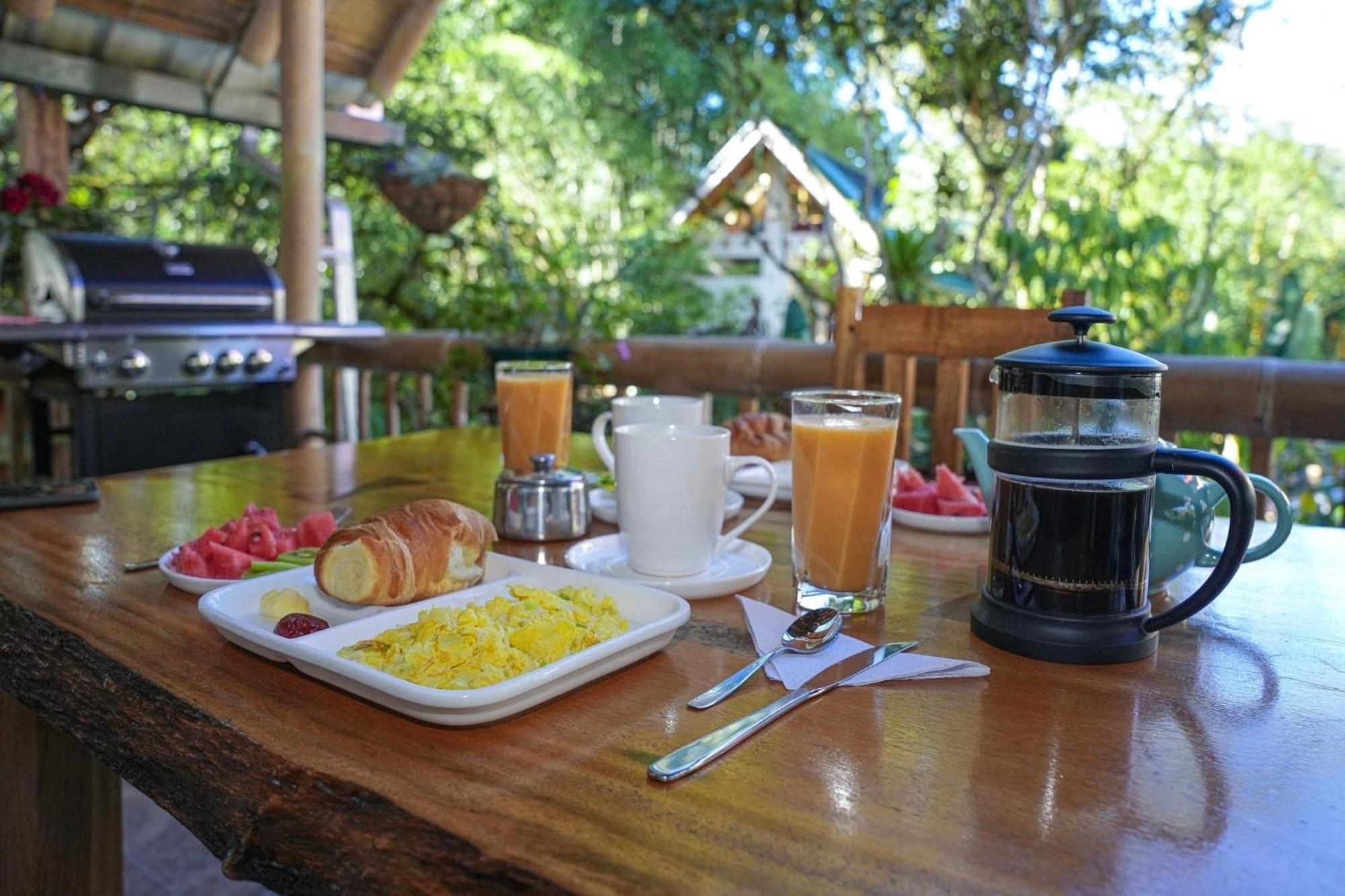 Bed and Breakfast Casa Del Rio En Mindo Zewnętrze zdjęcie